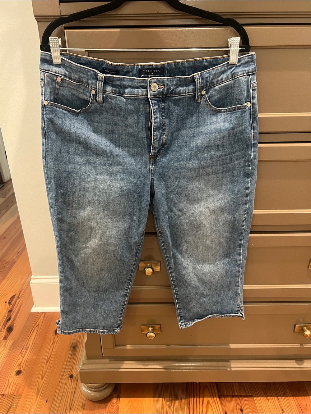Talbots Women's Blue Denim Pedal Pusher Jeans 16